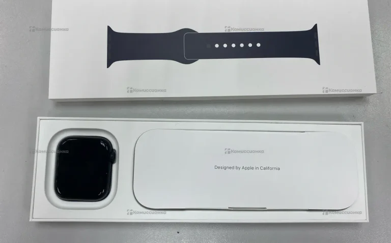 Часы  Apple Watch SE 2024