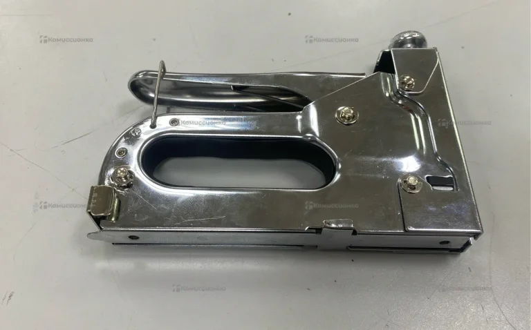 Скобозабивной пистолет ЕРМАК 648-016