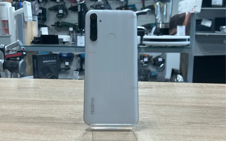 Realme 6i 4/128 ГБ