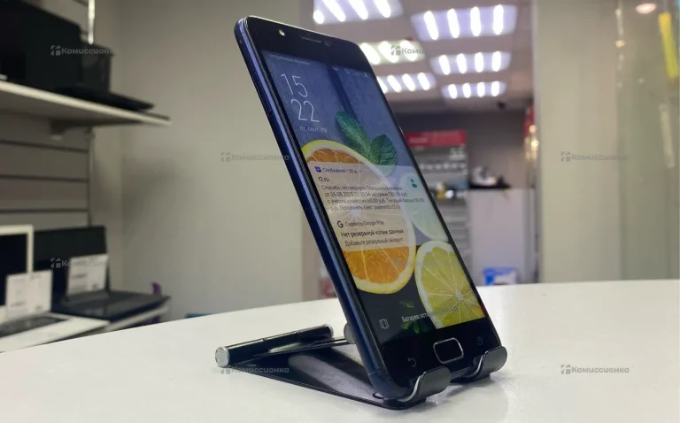 Смартфон ASUs zc520