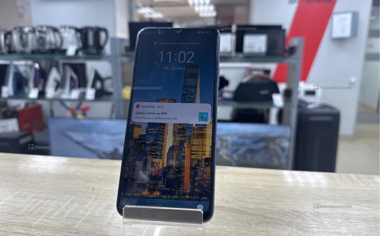 Huawei nova Y70 4/128 ГБ