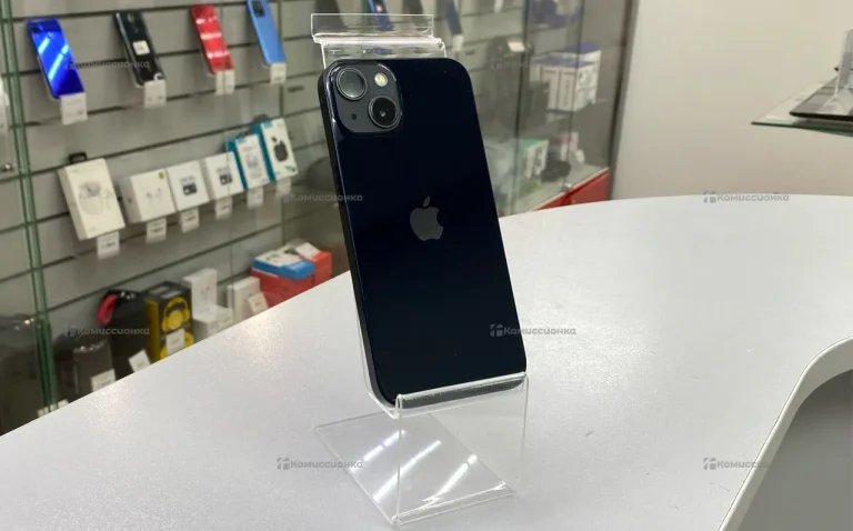 Apple iPhone 13 4/128 ГБ
