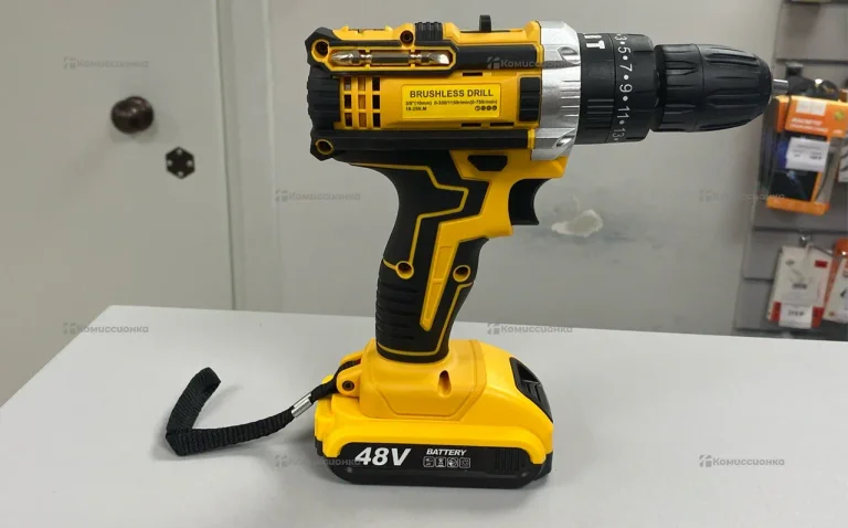 шуруповерт DeWALT реплика