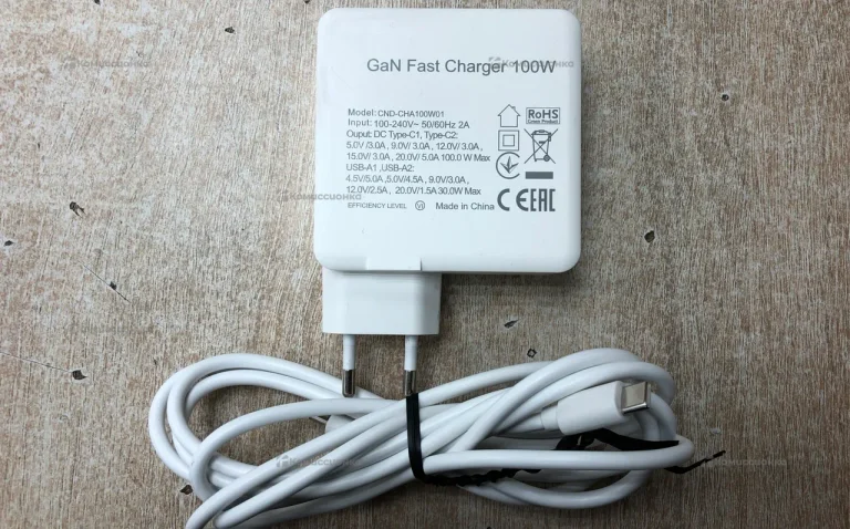 ЗУ Canyon + кабель.