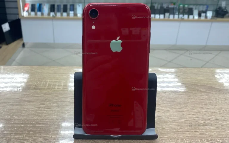 Apple iPhone XR 3/128 ГБ