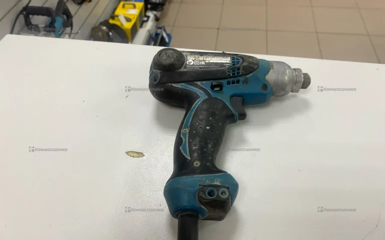 Винтоверт makita TD0101