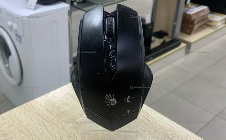 Беспроводная мышь Bloody R8