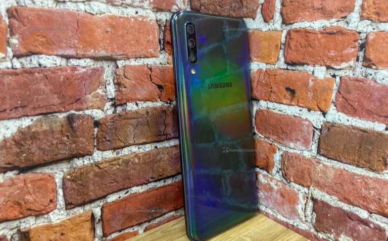 Samsung Galaxy A50 4/64Gb