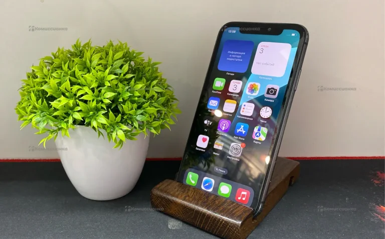 Apple iPhone 11 4/64 ГБ