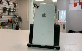 Apple iPhone 8 2/64 ГБ