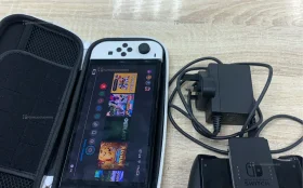Купить Приставка Nintendo nintendo switch oled 64 б/у , в Екатеринбург Цена:17500рублей