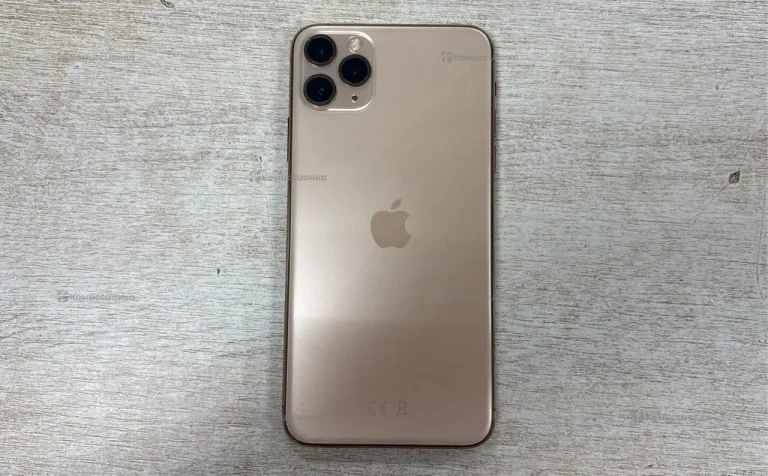 Apple iPhone 11 Pro Max 4/64 ГБ