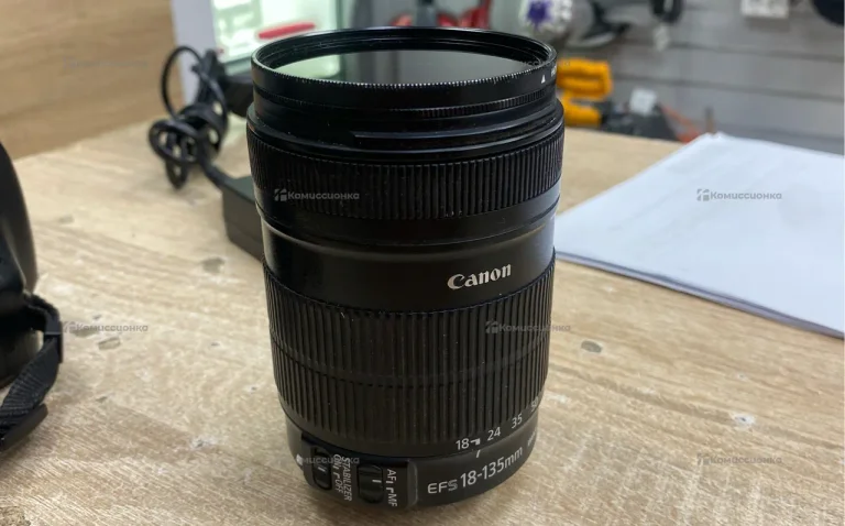 Объектив Canon EFS 18-135mm