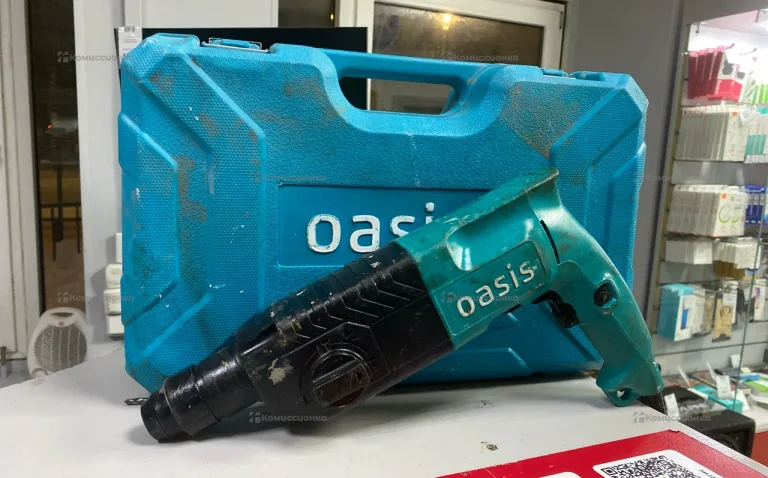 Перфоратор Oasis PR-160V