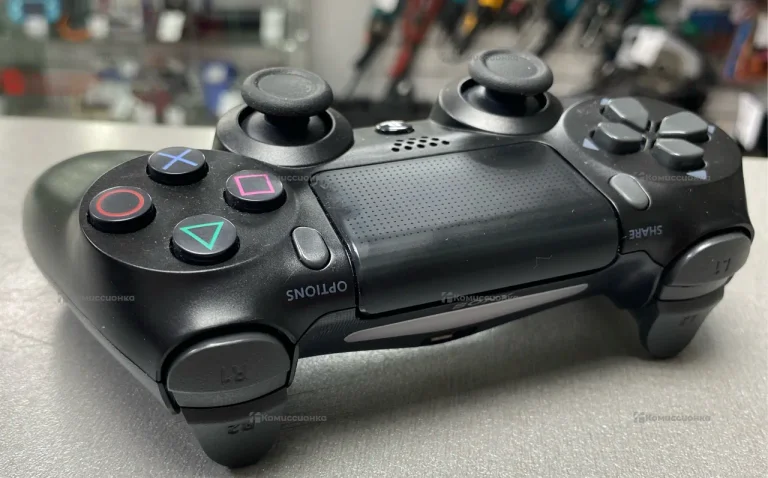 Джойстик PS4