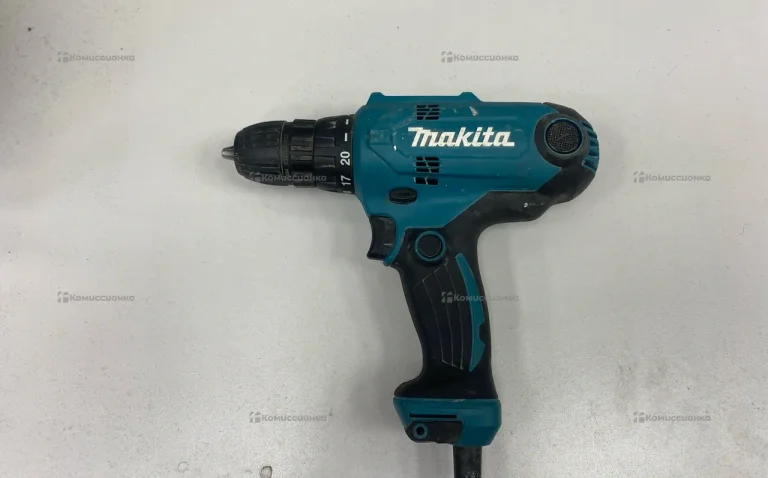Сетевая дрель-шуруповерт Makita DF0300