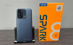 Tecno Spark 8C 4/64 ГБ