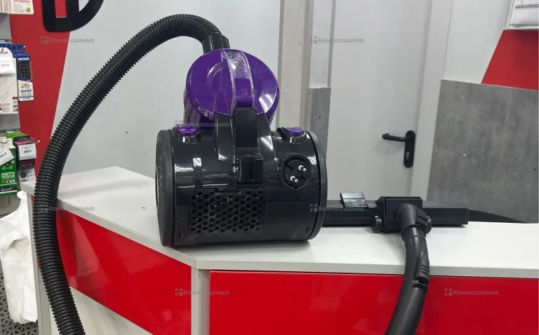 Пылесос  GINZZU VS427