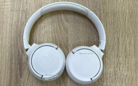Наушники JBL TUNE 520 BTR