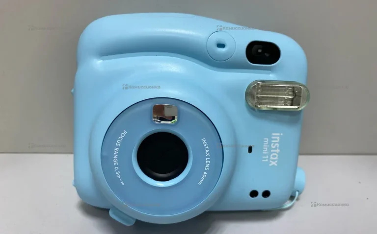 Фотоаппарат  instax