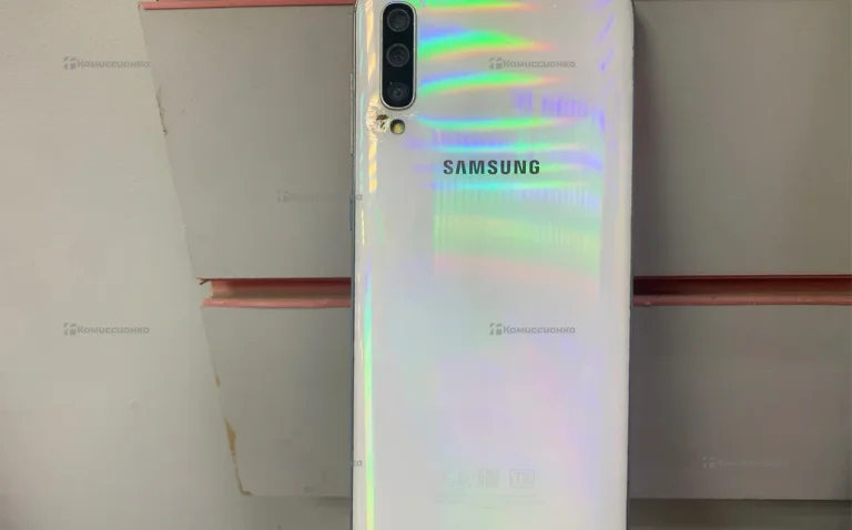 Samsung Galaxy A50 4/64 ГБ