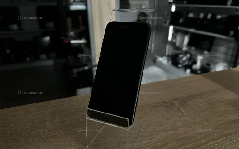 Apple iPhone 7 2/128 ГБ