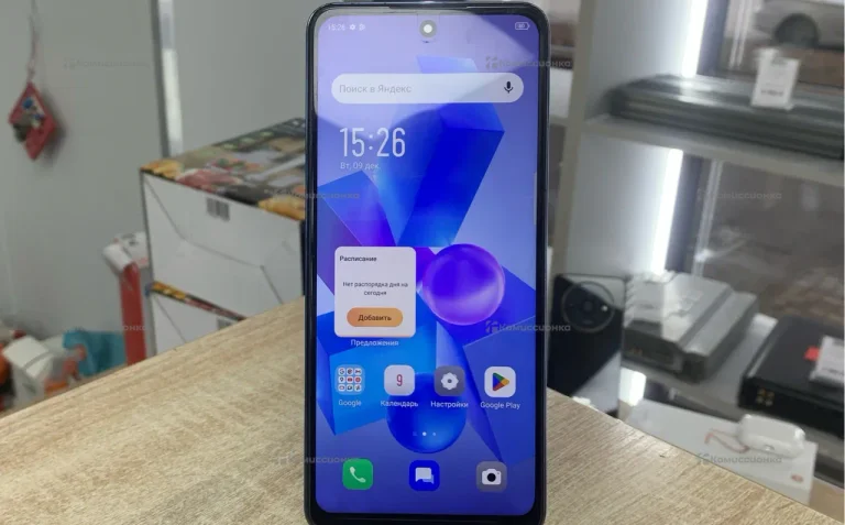 Infinix Hot 40 8/128 ГБ