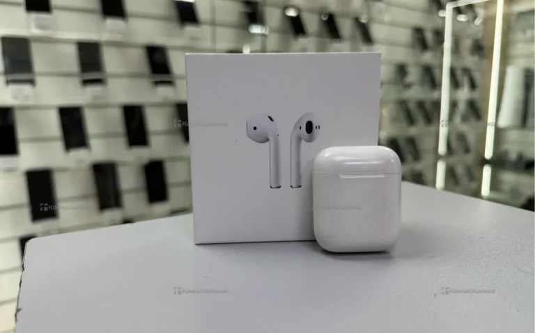 Наушники  apple AirPods