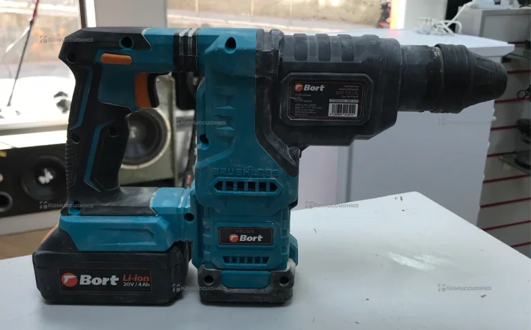 Аккумуляторный перфоратор Bort BHD-21II-BL