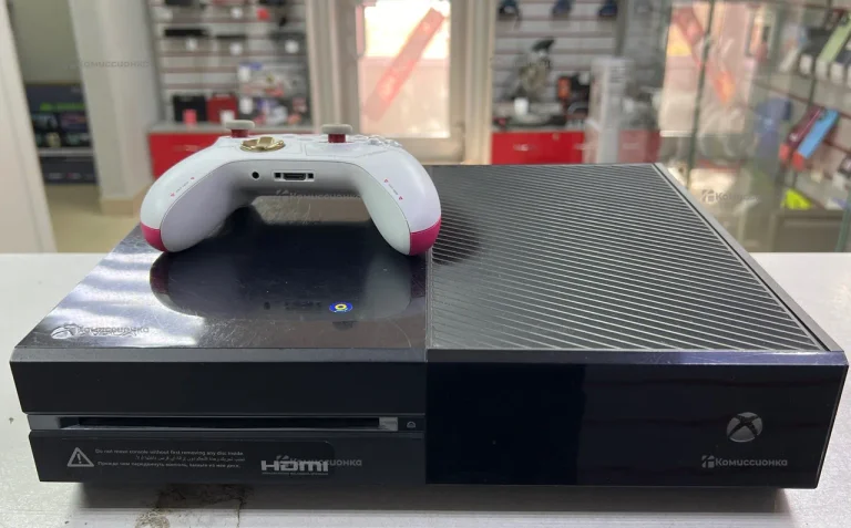 Приставка Xbox One 500Gb