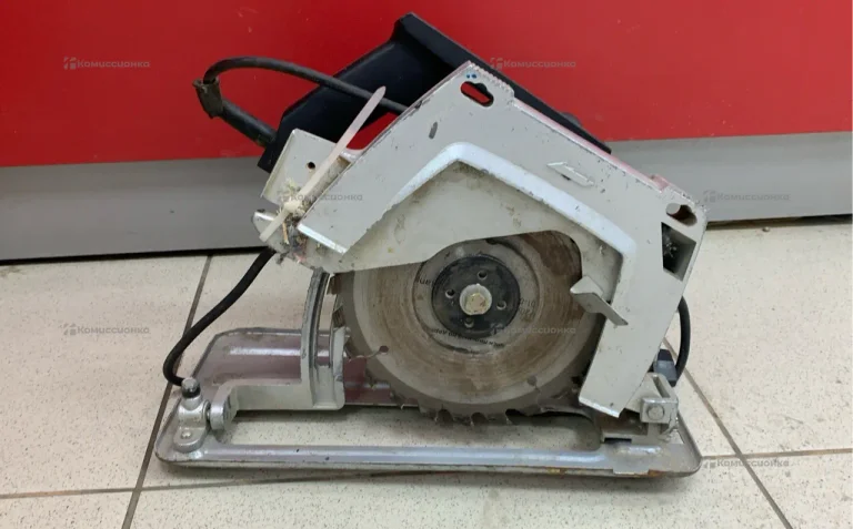 Дисковая пила Kolner KCS 190/1900T