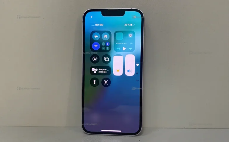 Apple iPhone 14 6/128 ГБ