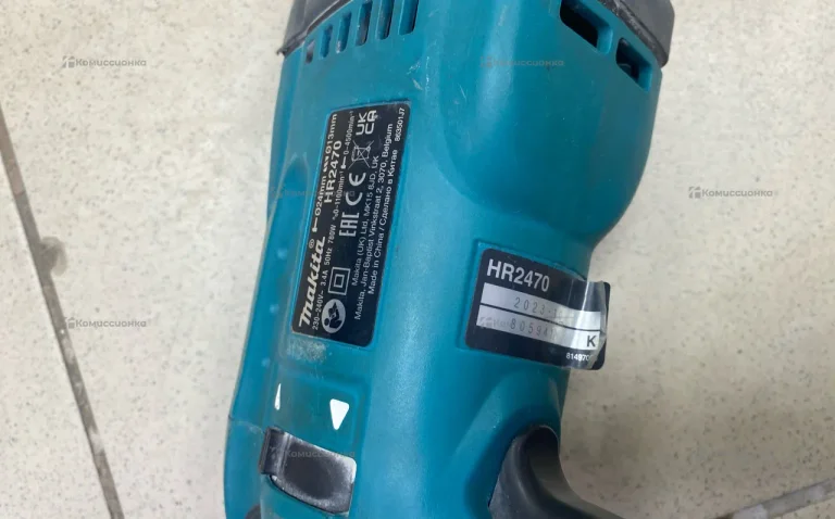 Перфоратор makita HR2470 2023г