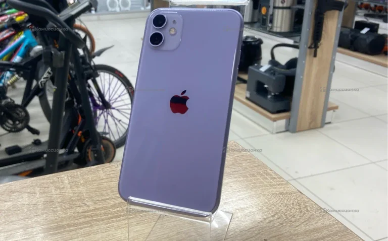 Apple iPhone 11 4/64 ГБ
