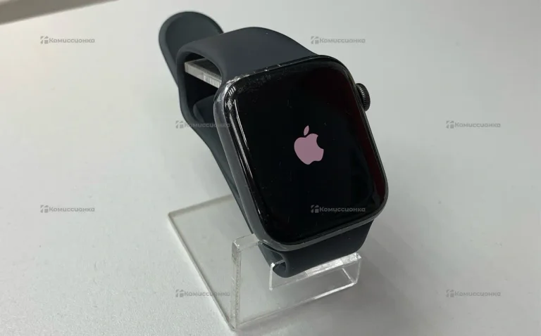 Часы  Apple Watch SE 44 mm gen 1