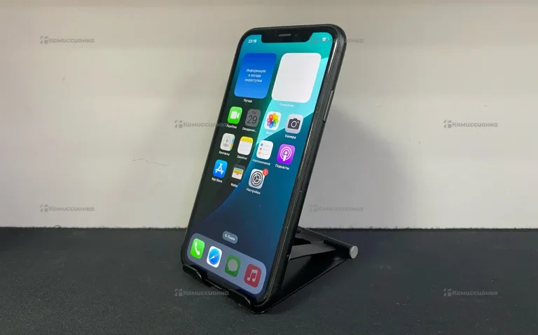 Apple iPhone XR 3/64 ГБ