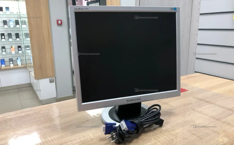 Монитор Samsung SyncMaster 721N