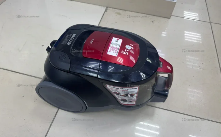 Пылесос  LG 1600W