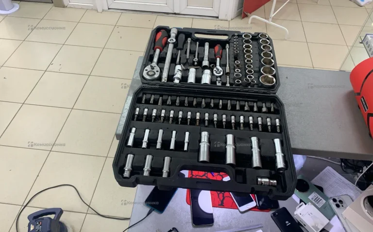 набор инструментов Leeder Tools 94