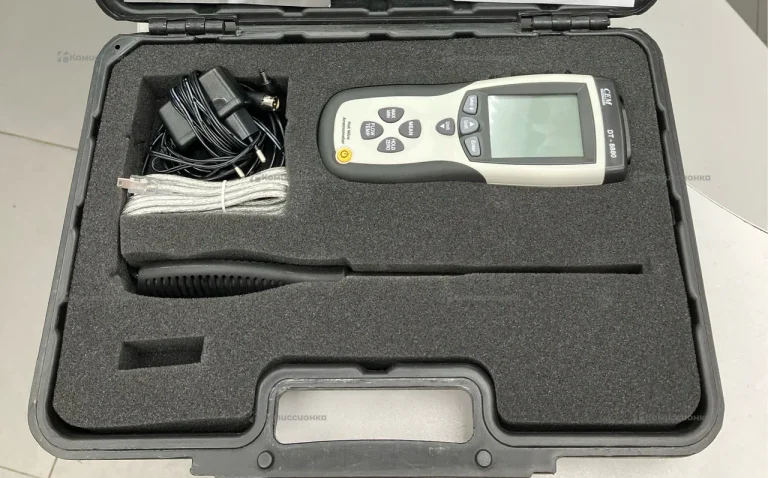 Термоанемометр СЕМ DT-8880
