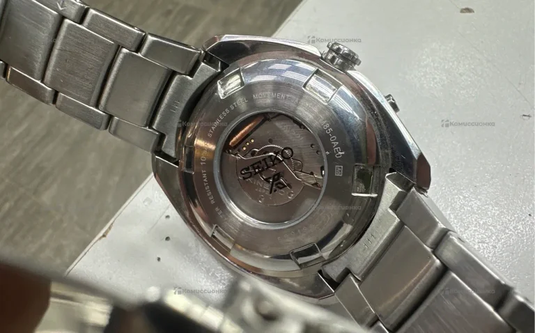 Часы  Seiko 5M85-0AE0