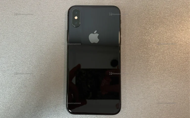 Apple iPhone X 3/64 ГБ