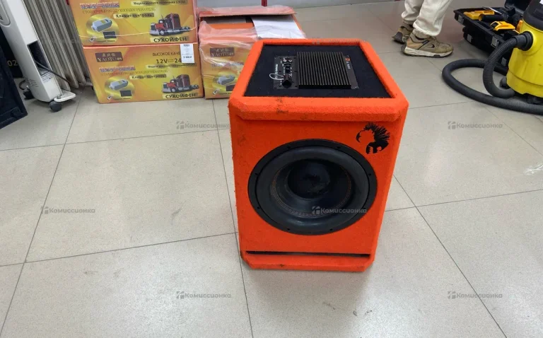 Сабвуфер Piranha 12A v.2
