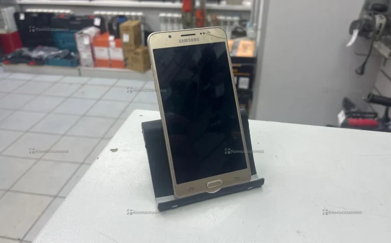 Samsung Galaxy J5 (2016) 2/16 ГБ