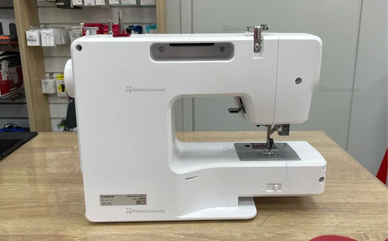 Швейная машина  Comfort Model 2020