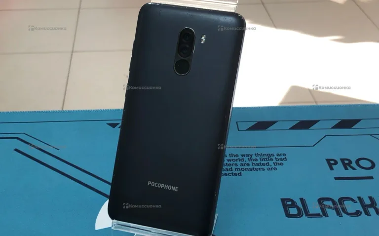 Xiaomi Pocophone F1 6/64 ГБ