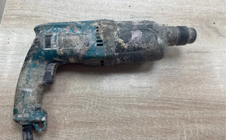 Перфоратор makita HR2470
