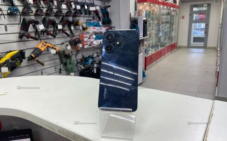 Infinix Hot 30i 4/64 ГБ