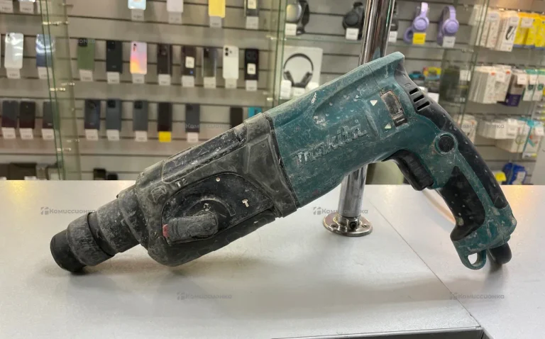 Перфоратор makita HR2470