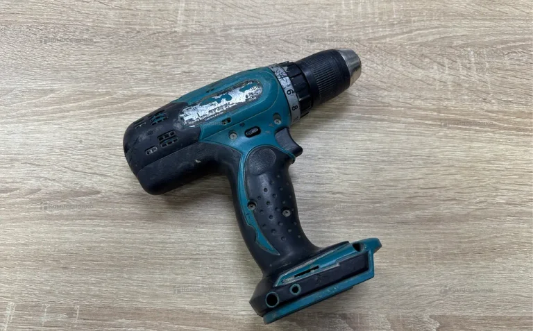 Аккумуляторная дрель-шуруповерт Makita DDF453SYX5